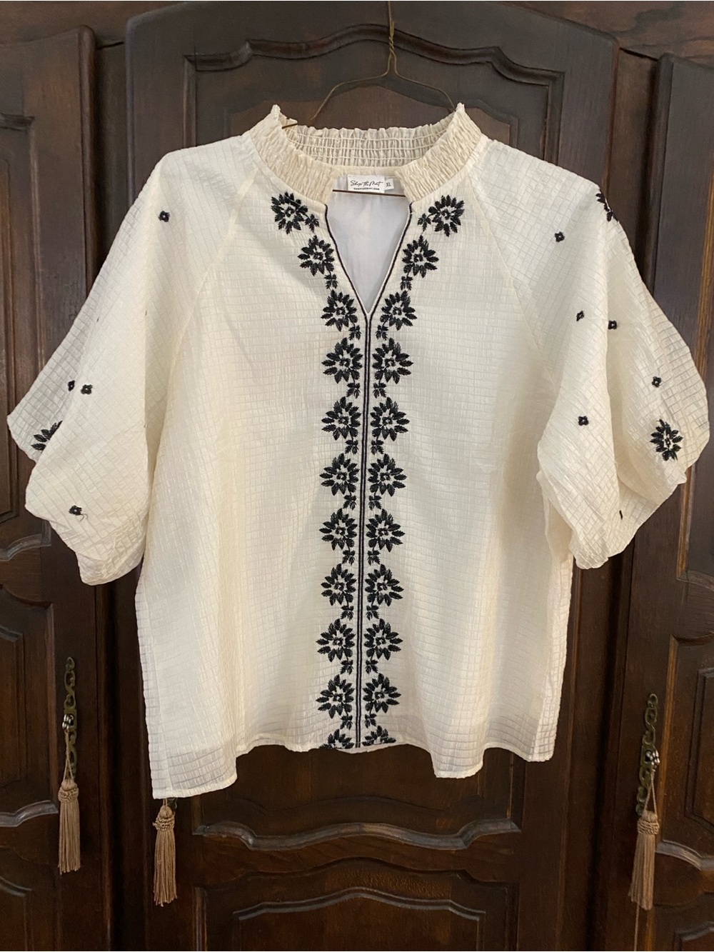 Shop the Mint cream puff sleeve top w soutache black trim XL